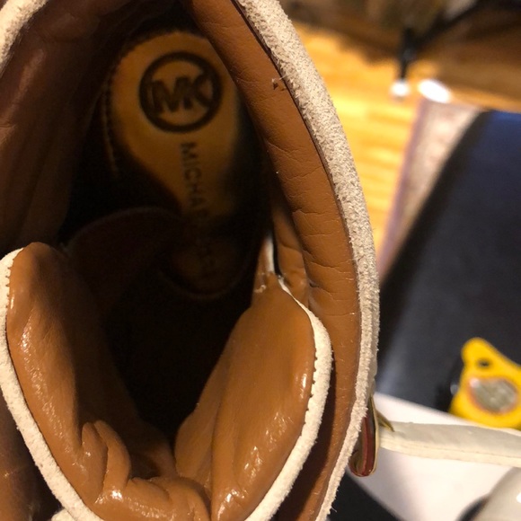 Michael Kors platform bootie laces and straps 💯 - Picture 3 of 4